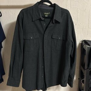 Light weight shacket with casual cargo front pockets